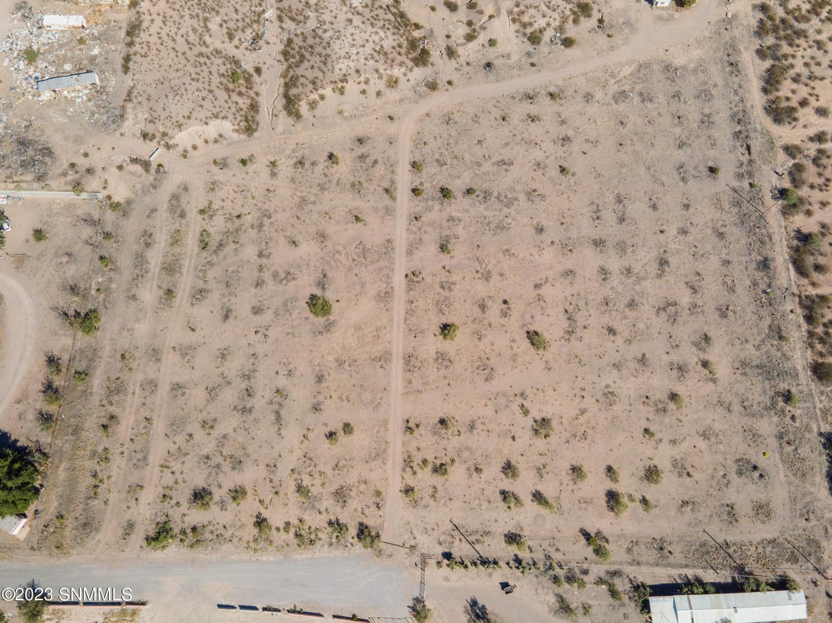 4390 Johnson Lane, Las Cruces, NM 88011 photo 1