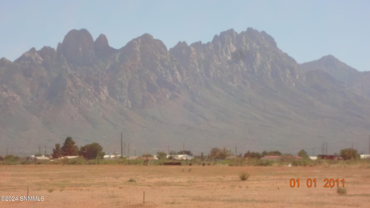 7648 Kings Road, Las Cruces, NM 88012 photo 2