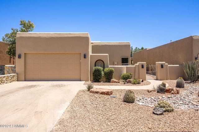 1536 fairway village Drive, Las Cruces, NM – 2 bedroom, 1,705 sqft single family residence for sale at $355,000