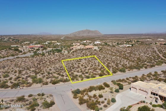 6025 Avenida Sonrisa, Las Cruces, NM 88011 photo 3