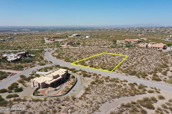 6025 Avenida Sonrisa, Las Cruces, NM 88011 photo 4