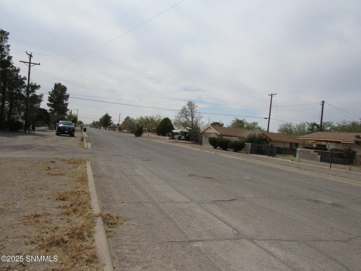 900 W Birch Street, Deming, NM 88030 photo 7