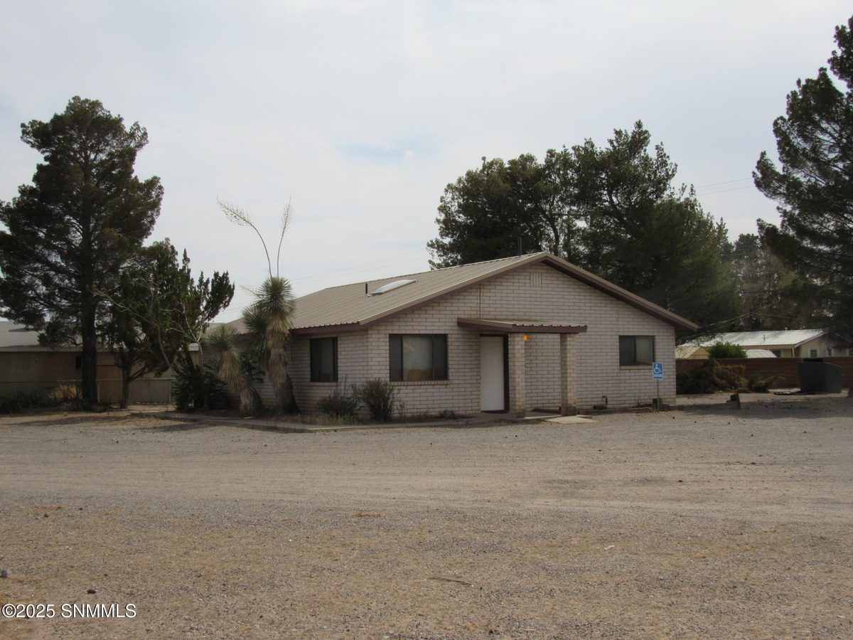 900 W Birch Street, Deming, NM 88030 photo 8