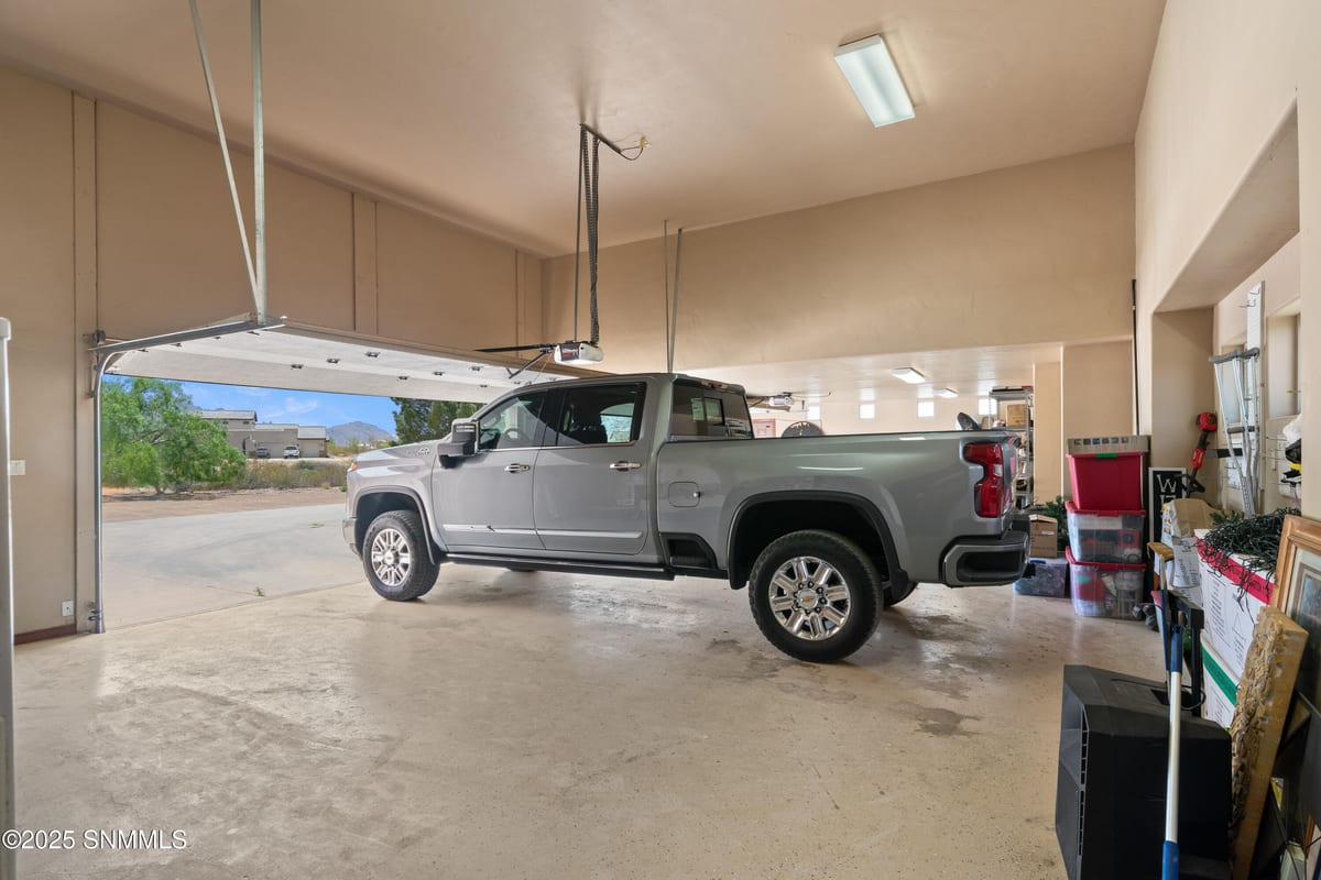 9770 Desert Mirage Drive, Las Cruces, NM 88011 photo 11