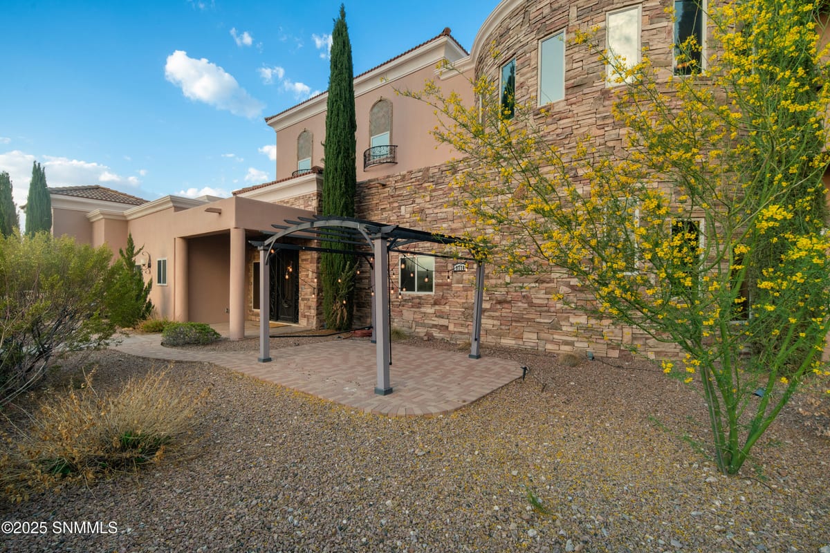 9770 Desert Mirage Drive, Las Cruces, NM 88011 photo 8