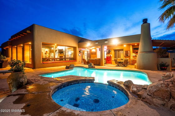 8095 Renoir Loop, Las Cruces, NM 88007 photo 2