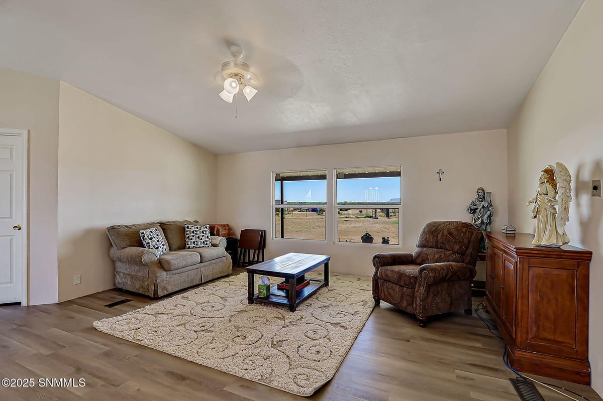 1209 Hueco Street, Chaparral, NM 88081 photo 7