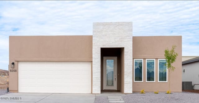 6068 Zinc Hill, Sunland Park, NM – 4 bedroom, 1,749 sqft single family residence for sale at $349,950