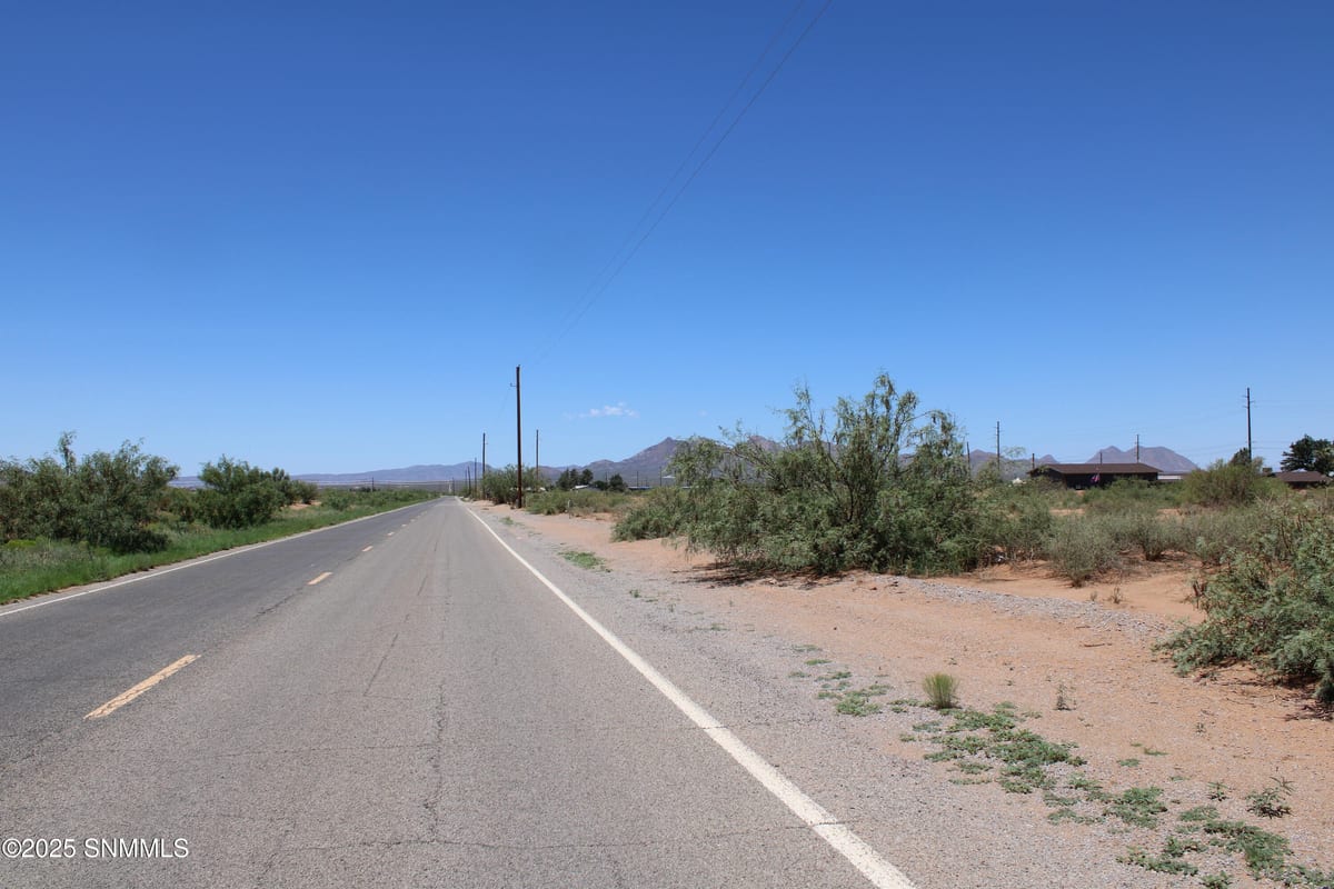 7563 El Centro Boulevard, Las Cruces, NM 88012 photo 7