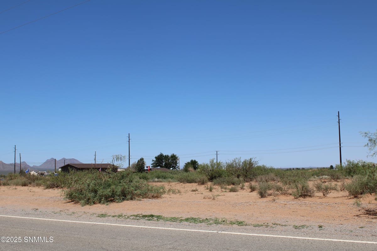 7563 El Centro Boulevard, Las Cruces, NM 88012 photo 8