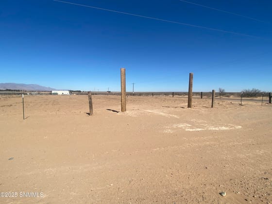 1001 Finley Street, Chaparral, NM 88081 photo 4