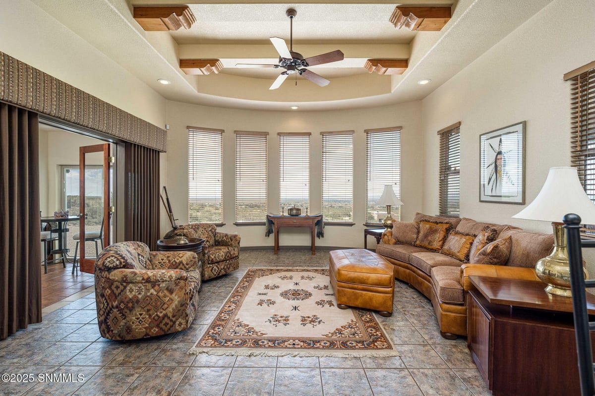 15514 Space Murals Lane, Las Cruces, NM 88011 photo 7