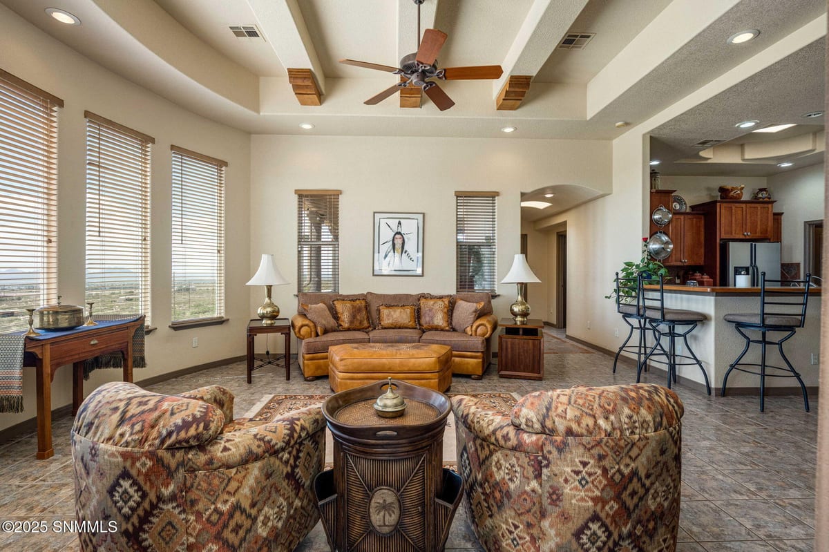 15514 Space Murals Lane, Las Cruces, NM 88011 photo 8