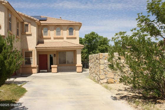 4373 Soda Springs Drive, Las Cruces, NM 88011 photo 2