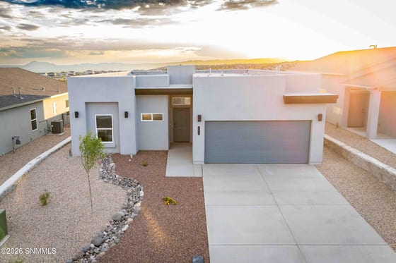 1075 Noria Court, Las Cruces, NM 88012 photo 2