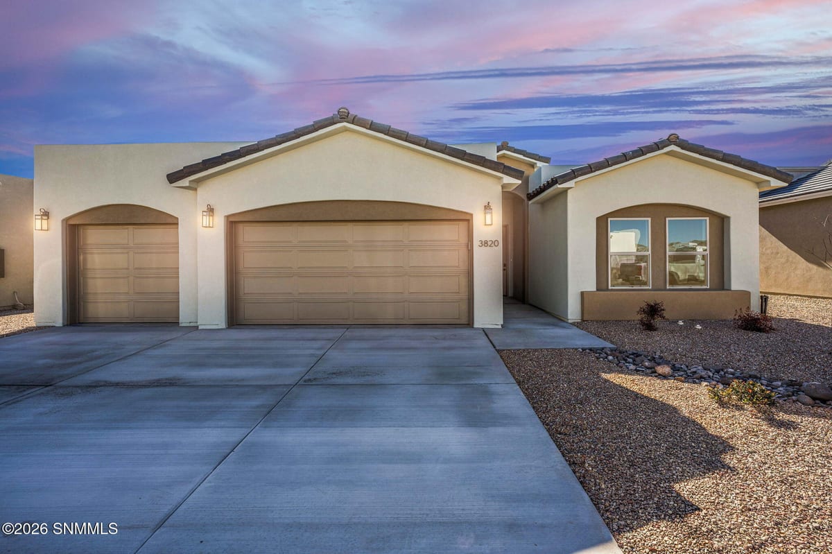 3820 Portrait Street, Las Cruces, NM 88012 photo 1