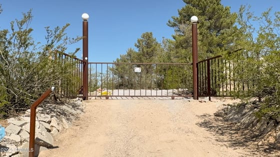 4015 Senna Drive, Las Cruces, NM 88011 photo 3