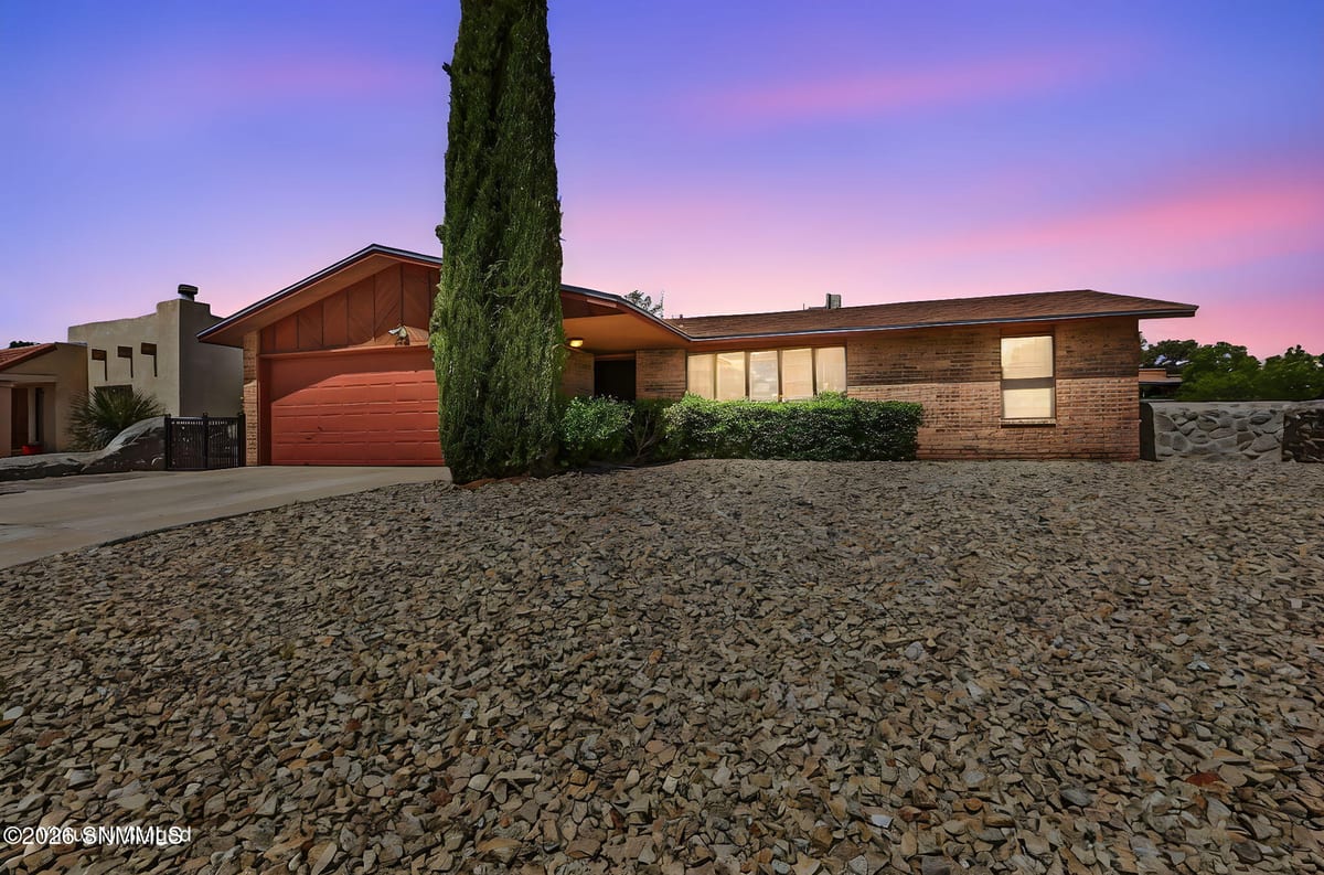783 Stagecoach Drive, Las Cruces, NM 88011 photo 3
