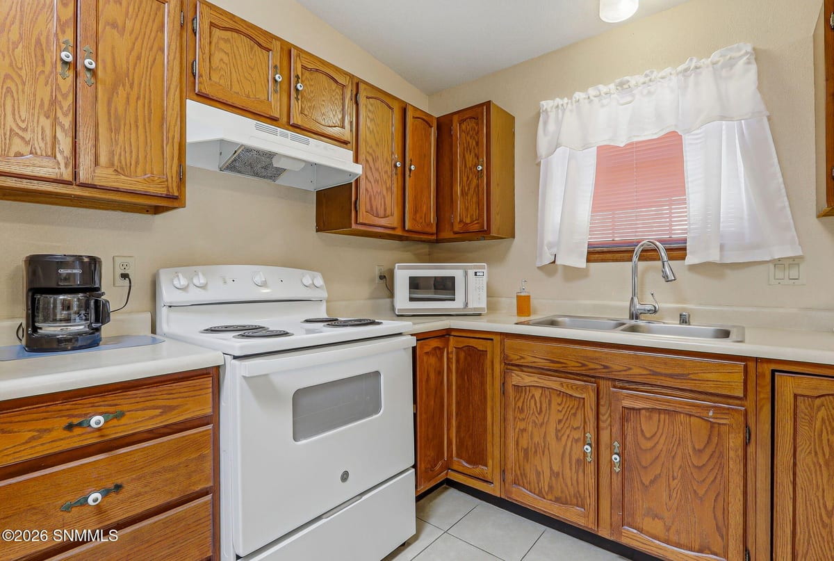783 Stagecoach Drive, Las Cruces, NM 88011 photo 9