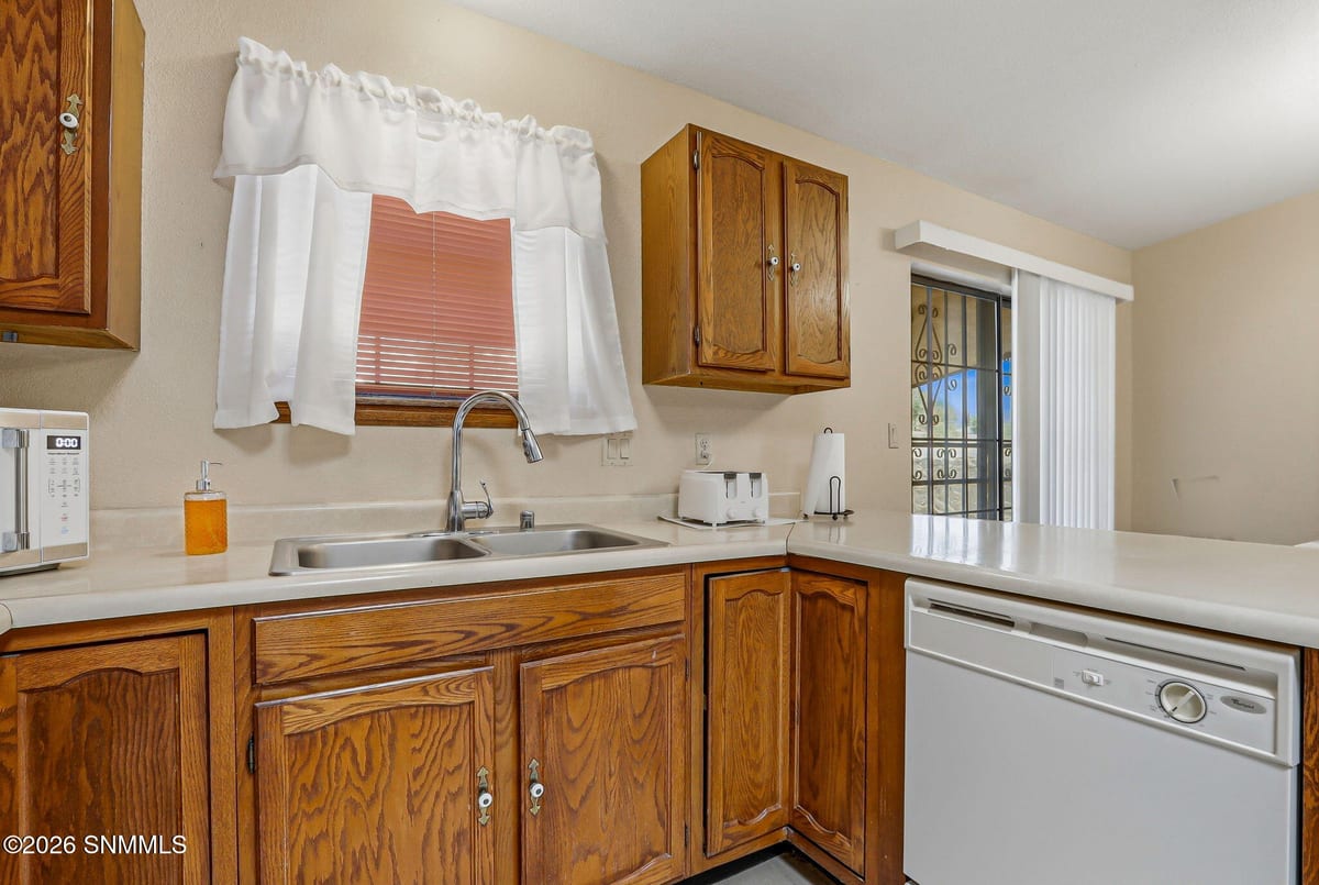 783 Stagecoach Drive, Las Cruces, NM 88011 photo 10