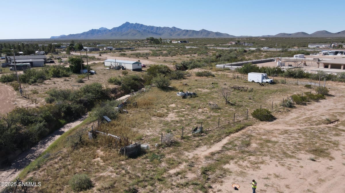 1190 Enchantment Drive, Chaparral, NM 88081 photo 1