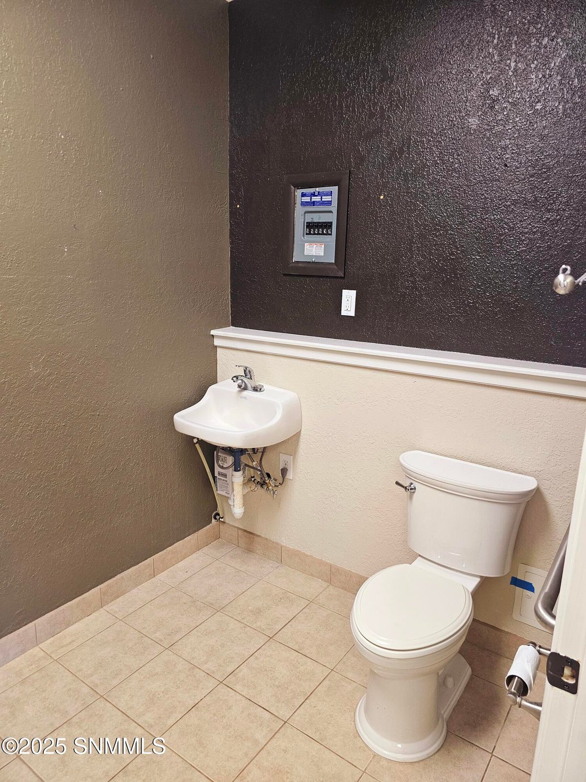 1900 S Telshor Boulevard #Suite D, Las Cruces, NM 88011 photo 4