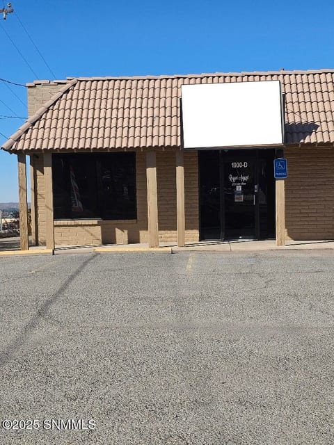 1900 S Telshor Boulevard #Suite D, Las Cruces, NM home for sale at $1,350