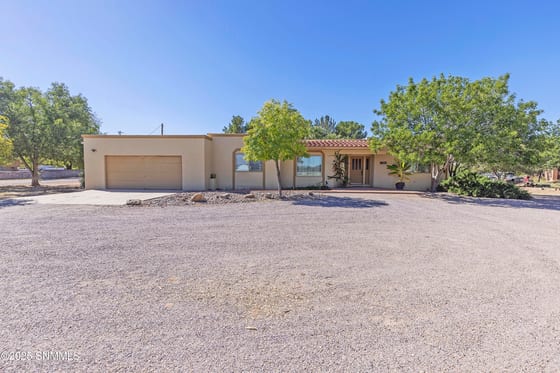 1928 Moraga Court, Las Cruces, NM 88007 photo 2