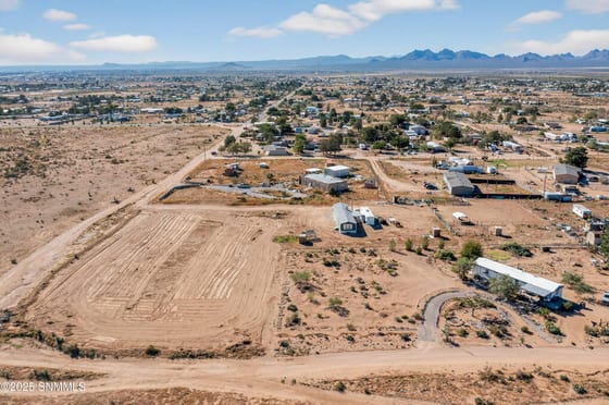 9953 Luna Vista Road, Las Cruces, NM 88012 photo 2