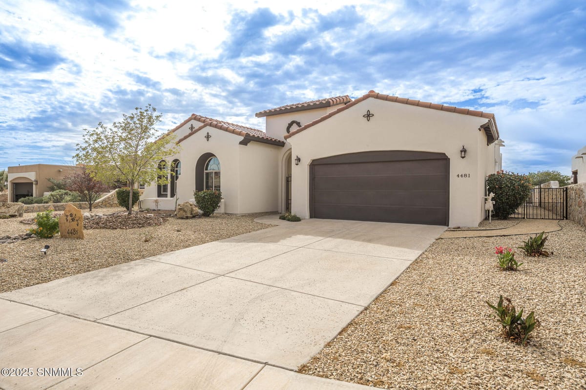 4481 Miramar Arc, Las Cruces, NM 88011 photo 3