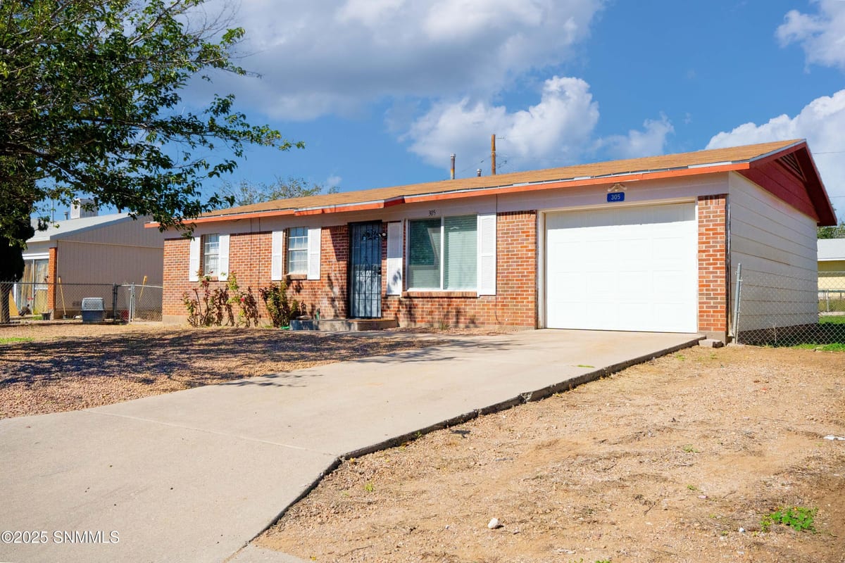 305 Arizona Street, Hurley, NM 88043 photo 2
