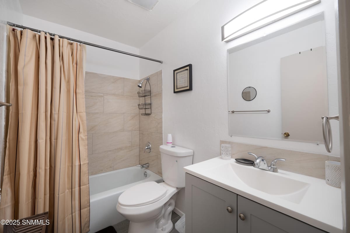 305 Arizona Street, Hurley, NM 88043 photo 8
