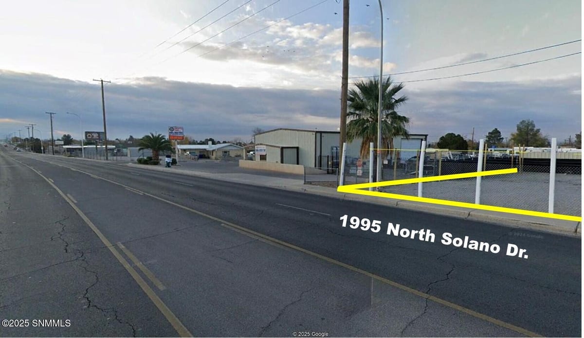 1995 N Solano Drive, Las Cruces, NM 88001 photo 6