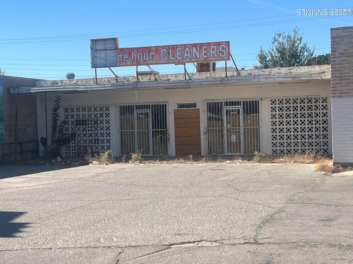 1424 S Solano Drive, Las Cruces, NM 88001 photo 1