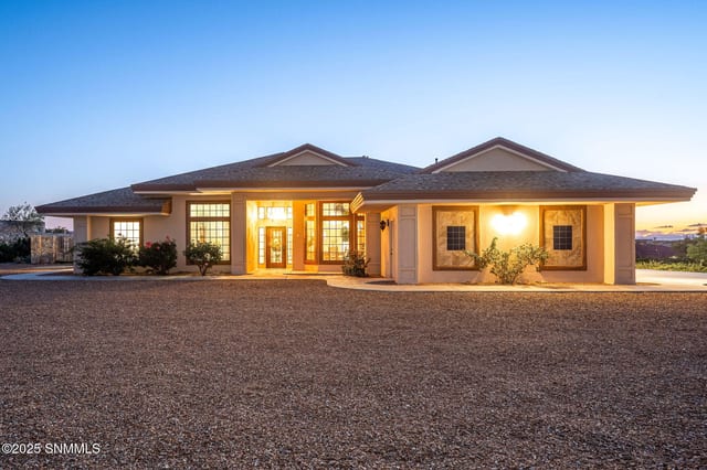 3220 Sundown Road, Las Cruces, NM – 4 bedroom, 2,700 sqft single family residence for sale at $675,000