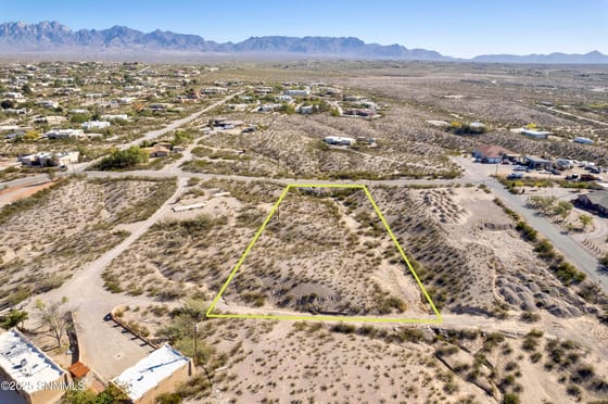 5452 Eagle Pass Road, Las Cruces, NM 88011 photo 2