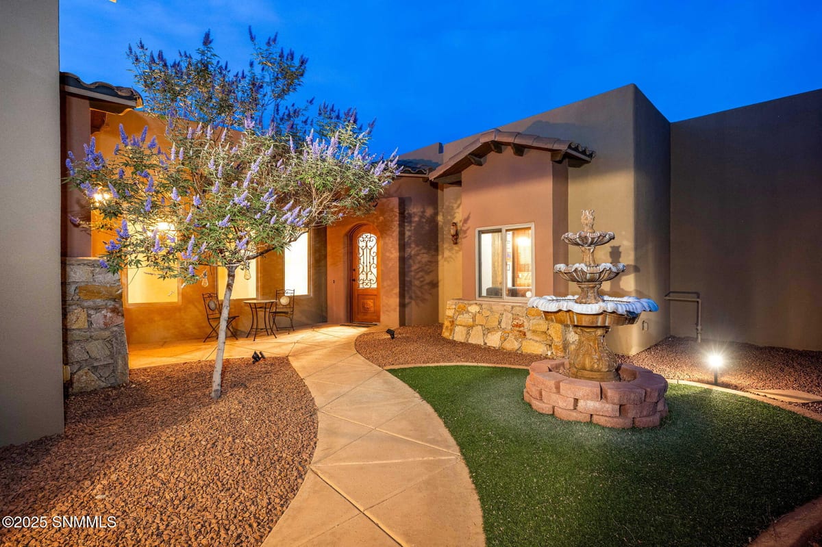 1320 Morisat Place, Las Cruces, NM 88007 photo 1