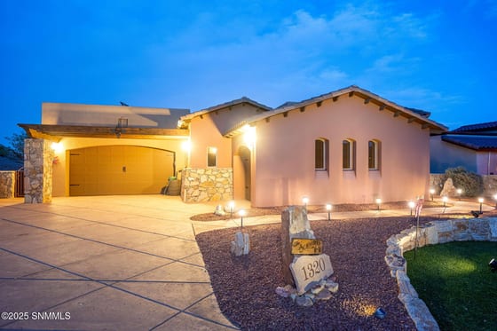 1320 Morisat Place, Las Cruces, NM 88007 photo 3