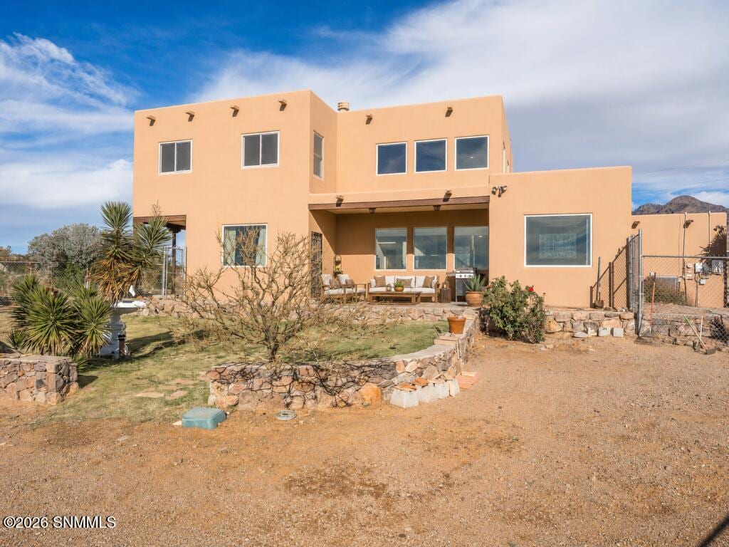 5012 Heno Mine Rd Road, Las Cruces, NM 88011 photo 1