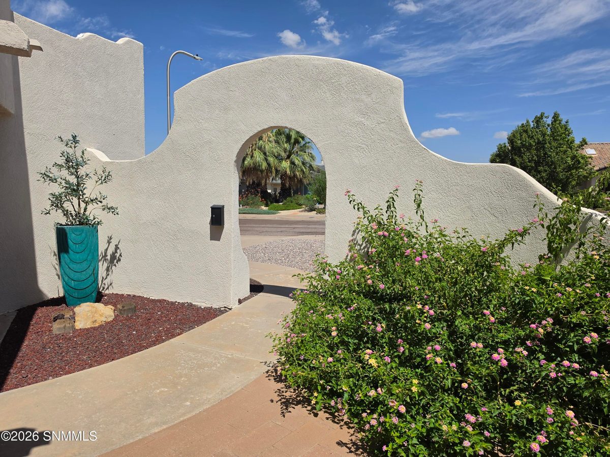 2272 Sunrise Point Road, Las Cruces, NM 88011 photo 9