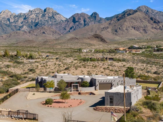 5041 Silver King Road, Las Cruces, NM 88011 photo 2