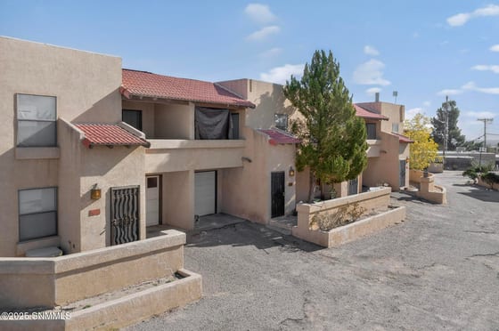 820 Mormon Place, Las Cruces, NM 88011 photo 5