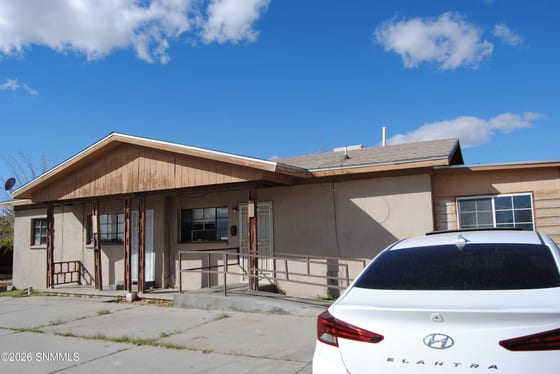 1737 E Idaho Avenue, Las Cruces, NM 88001 photo 2