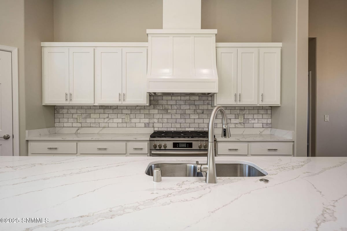 701 Basha Arc, Las Cruces, NM 88005 photo 13