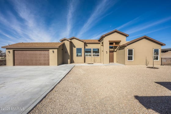 701 Basha Arc, Las Cruces, NM 88005 photo 3