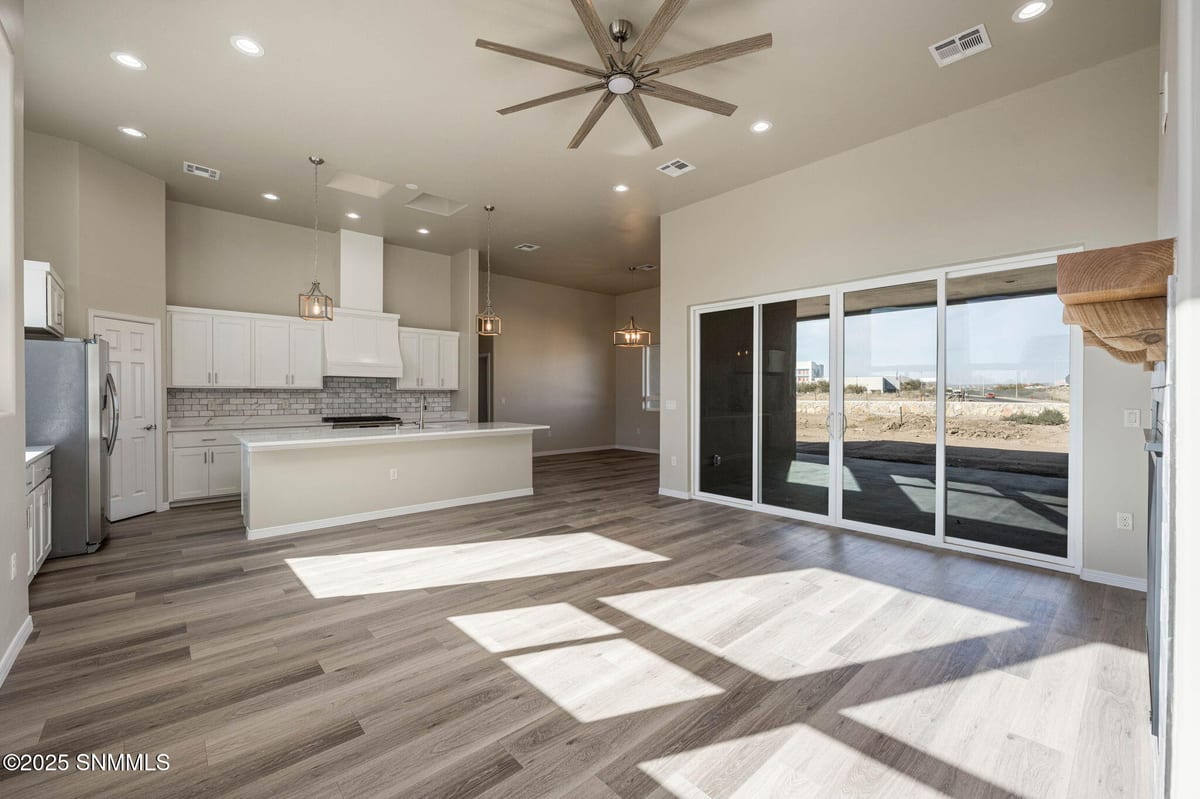701 Basha Arc, Las Cruces, NM 88005 photo 6
