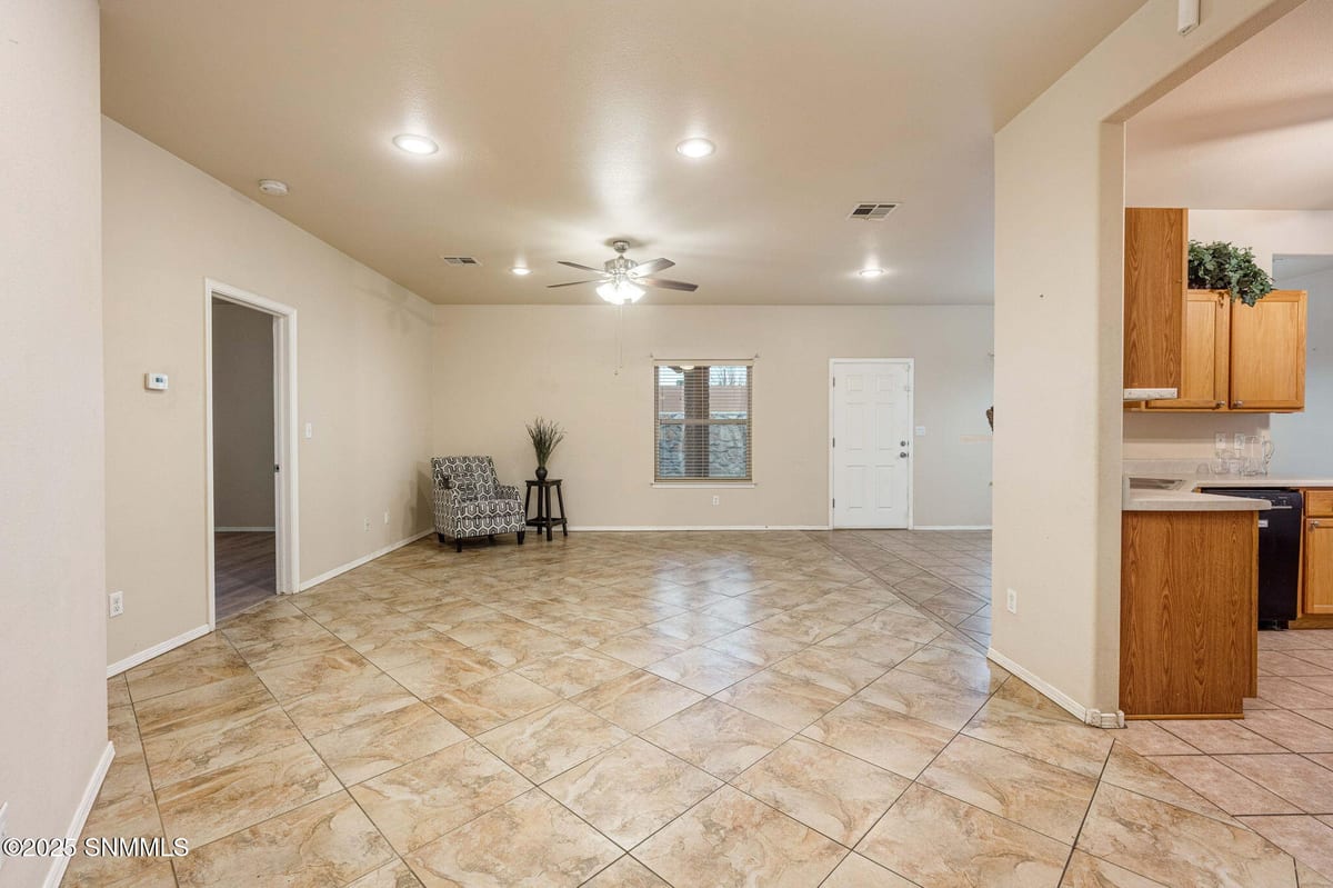 5525 Gobi Lane, Las Cruces, NM 88011 photo 7