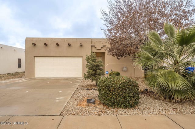 5525 Gobi Lane, Las Cruces, NM – 3 bedroom, 1,446 sqft single family residence for sale at $269,900