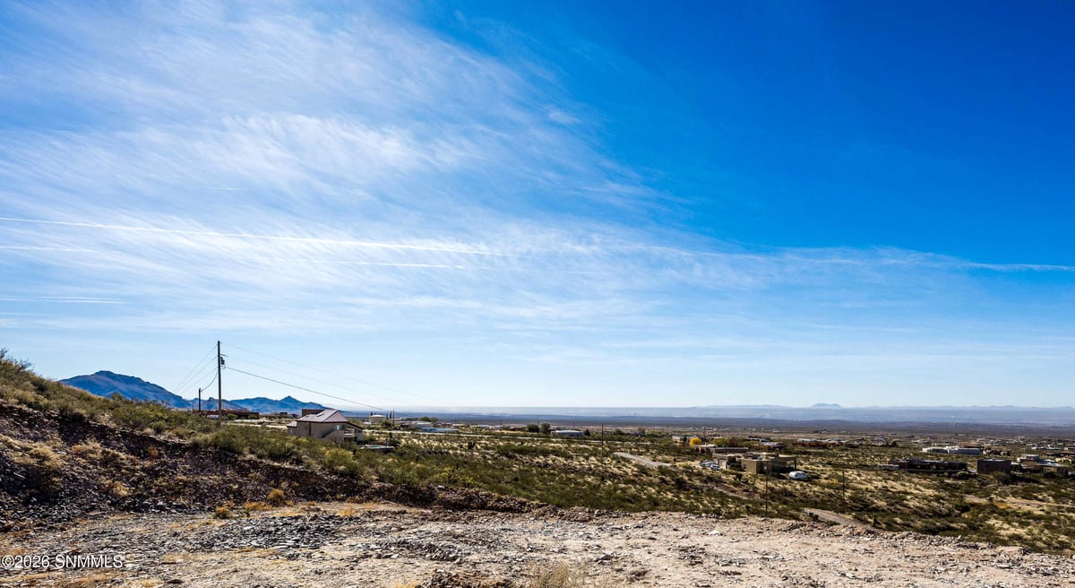 5003 Tierra Blanca Road, Las Cruces, NM 88011 photo 5