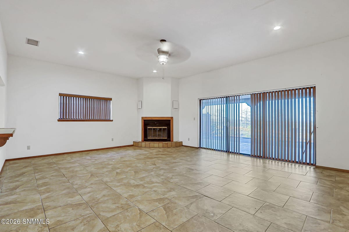 145 Sundance Court, Santa Teresa, NM 88008 photo 11